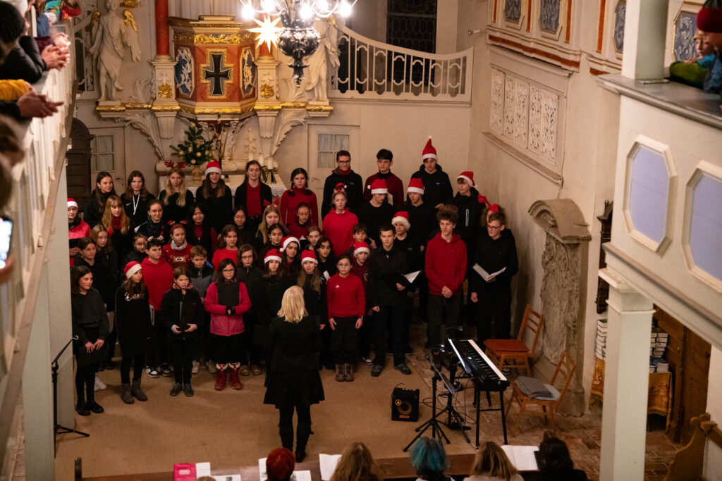 Beseelt in die Weihnachtszeit mit musikalischen Talenten